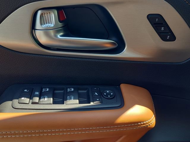 New 2026 Chrysler Pacifica Pinnacle image 24