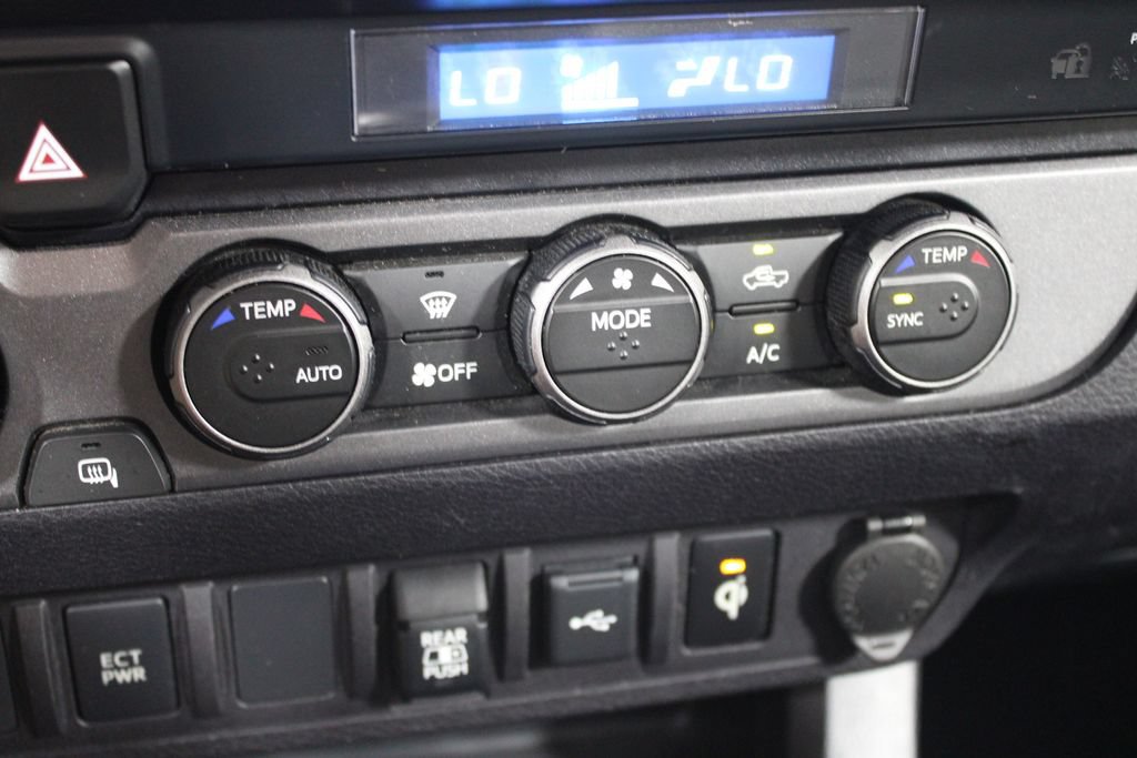 Used 2021 Toyota Tacoma TRD Off-Road AWD/4WD image 44