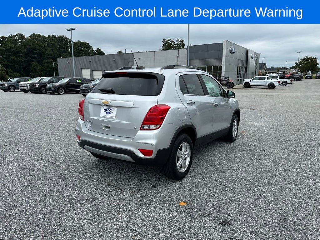 Used 2019 Chevrolet Trax LT w/ LT Convenience Package image 5