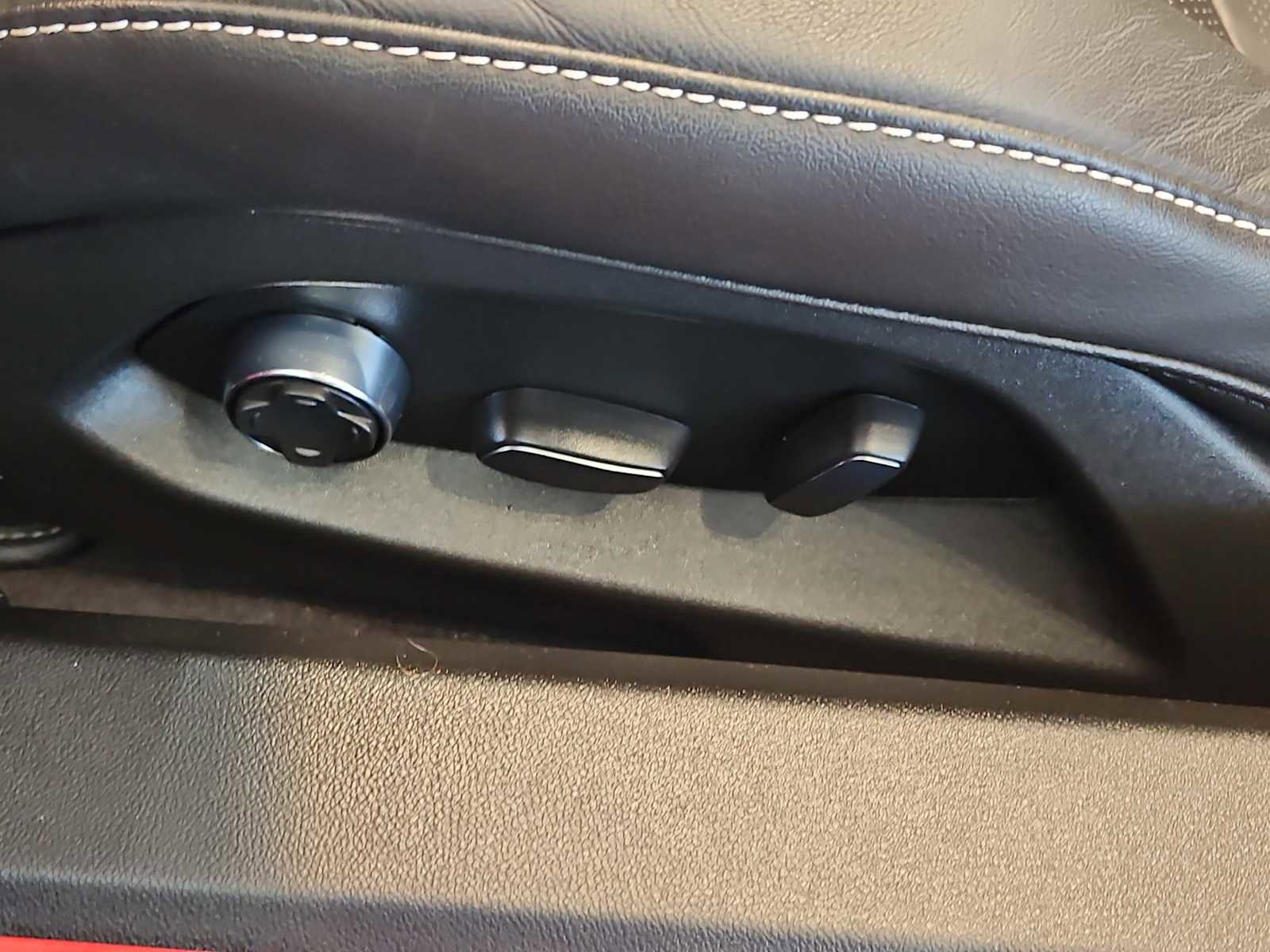 Used 2024 Chevrolet Corvette Z06 w/ Z07 Performance Package RWD image 24