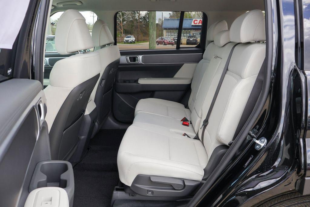 New 2026 Hyundai Santa Fe SE FWD image 9