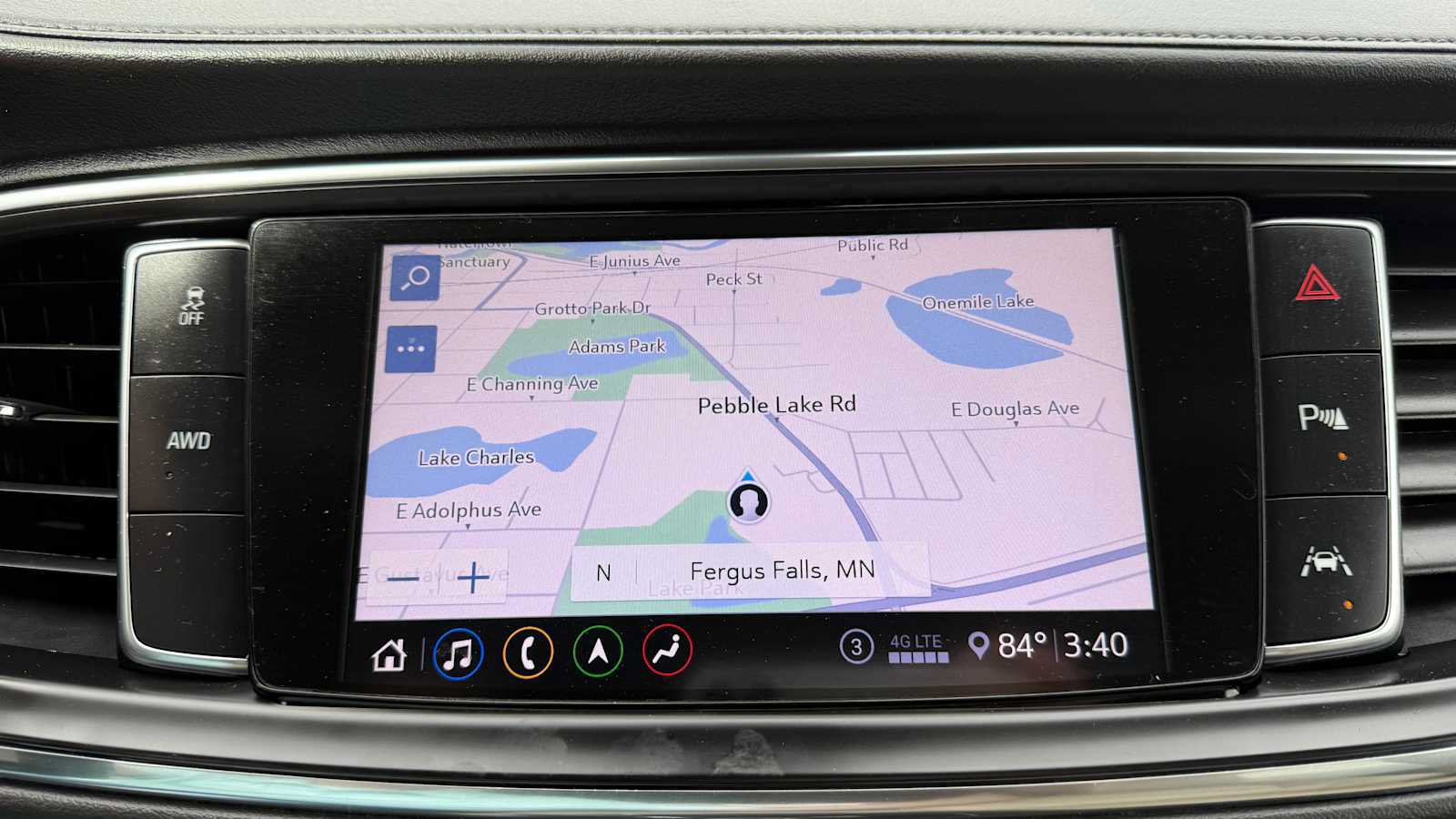 Used 2021 Buick Enclave Premium w/ Surround and Sites Package AWD/4WD image 23