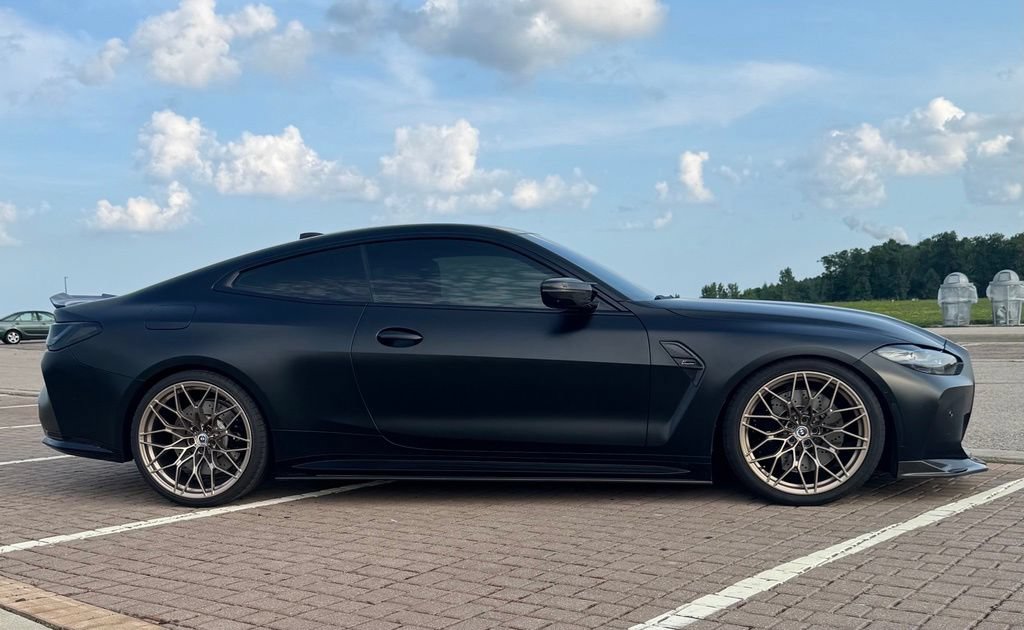 Used 2022 BMW M4 xDrive Competition AWD/4WD image 4