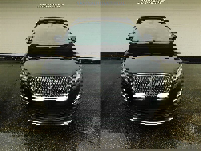 Used 2019 Lincoln MKC Select w/ Select Plus Package image 3