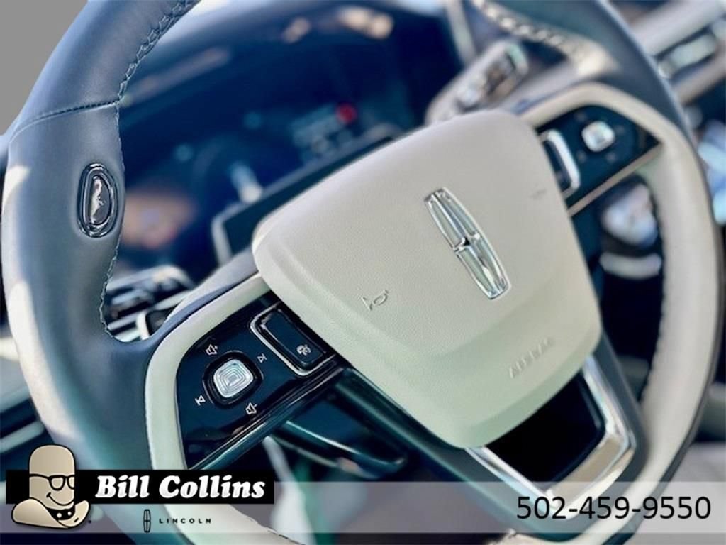 New 2025 Lincoln Corsair Grand Touring w/ Equipment Group 302A AWD/4WD image 14