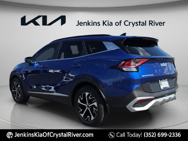 Used 2025 Kia Sportage EX w/ Premium Package FWD image 10