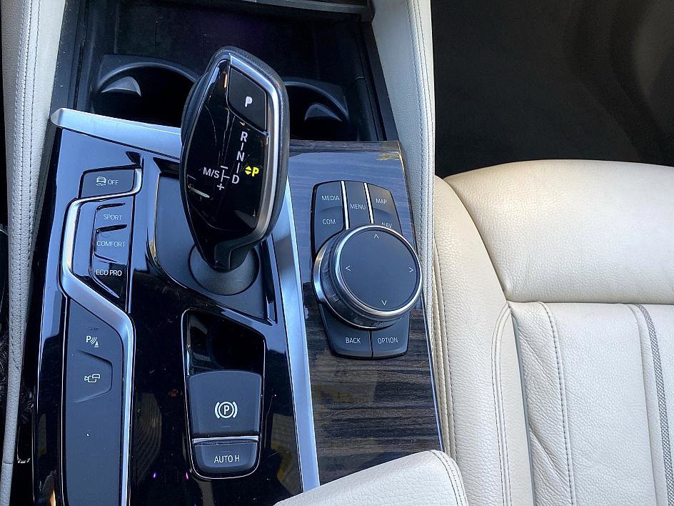 Used 2017 BMW 530i 530i image 18