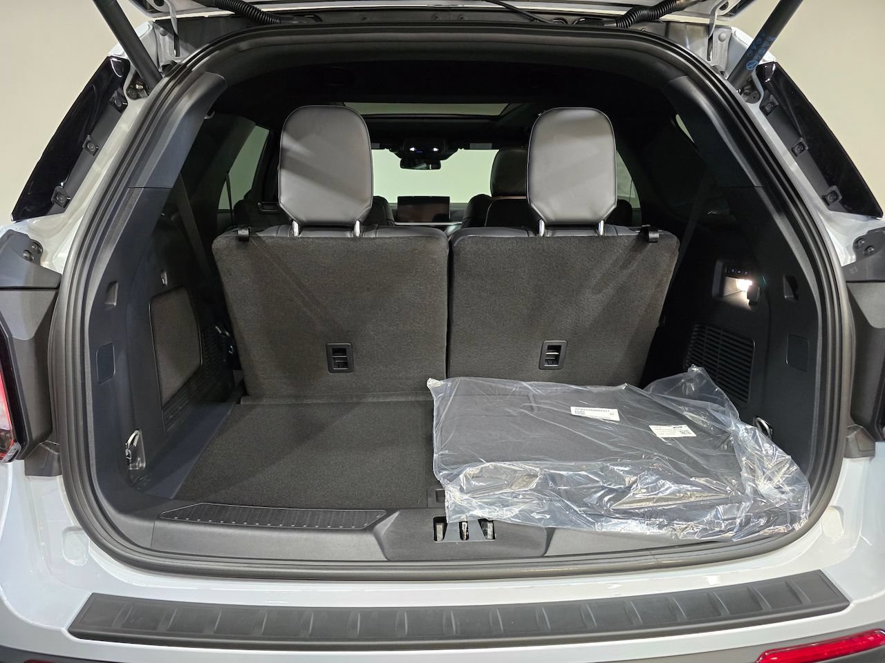 New 2026 Ford Explorer ST w/ Sun And Sound Package AWD/4WD image 38