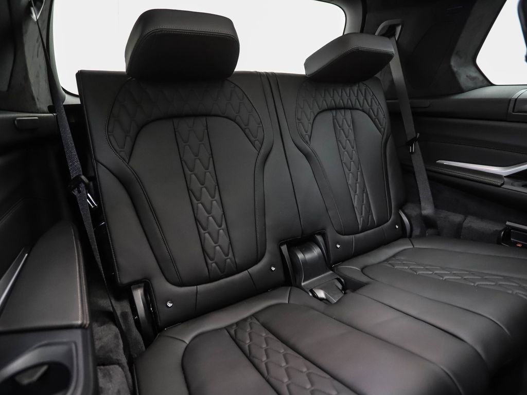 New 2026 BMW X7 M60i AWD/4WD image 34