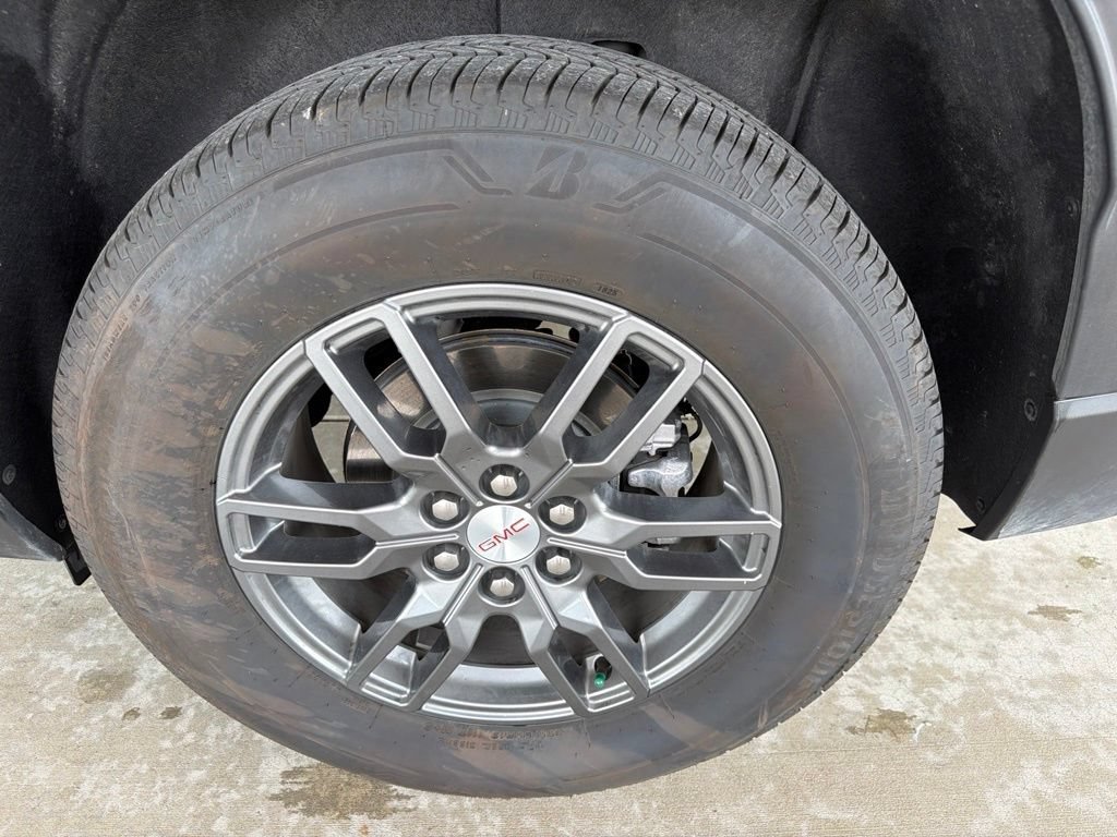 Used 2025 GMC Acadia Elevation AWD/4WD image 24