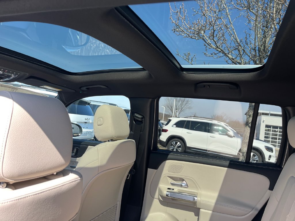 New 2026 Mercedes-Benz GLB 250 4MATIC image 10