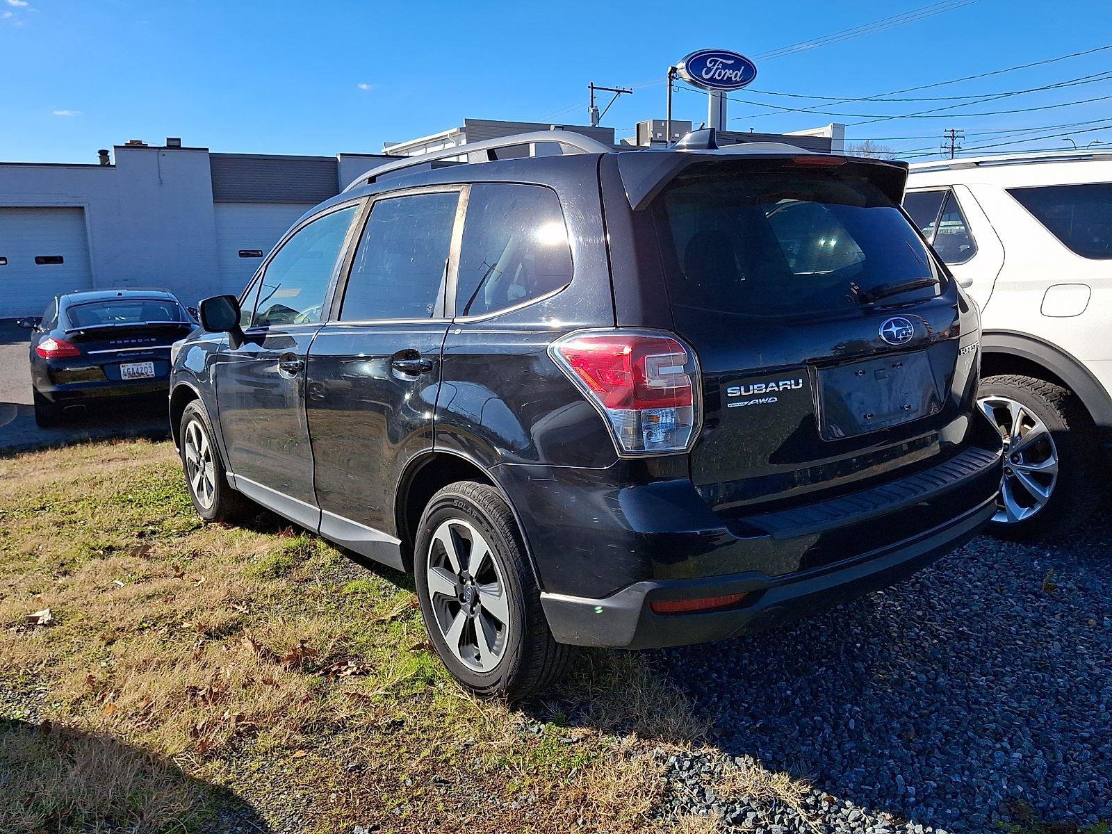 Used 2018 Subaru Forester 2.5i Premium w/ All-Weather Package image 12