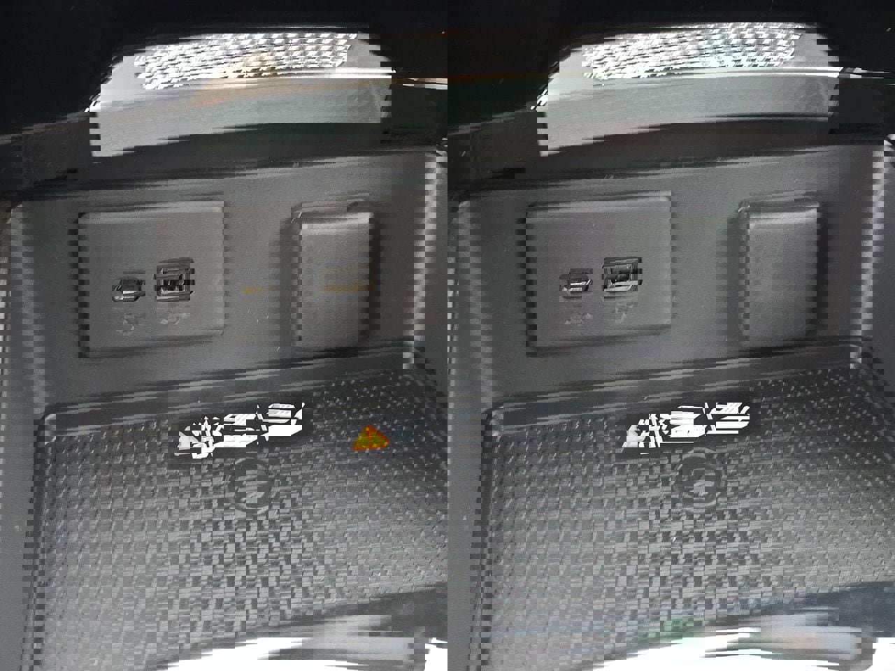 New 2025 Buick Envision Sport Touring image 70