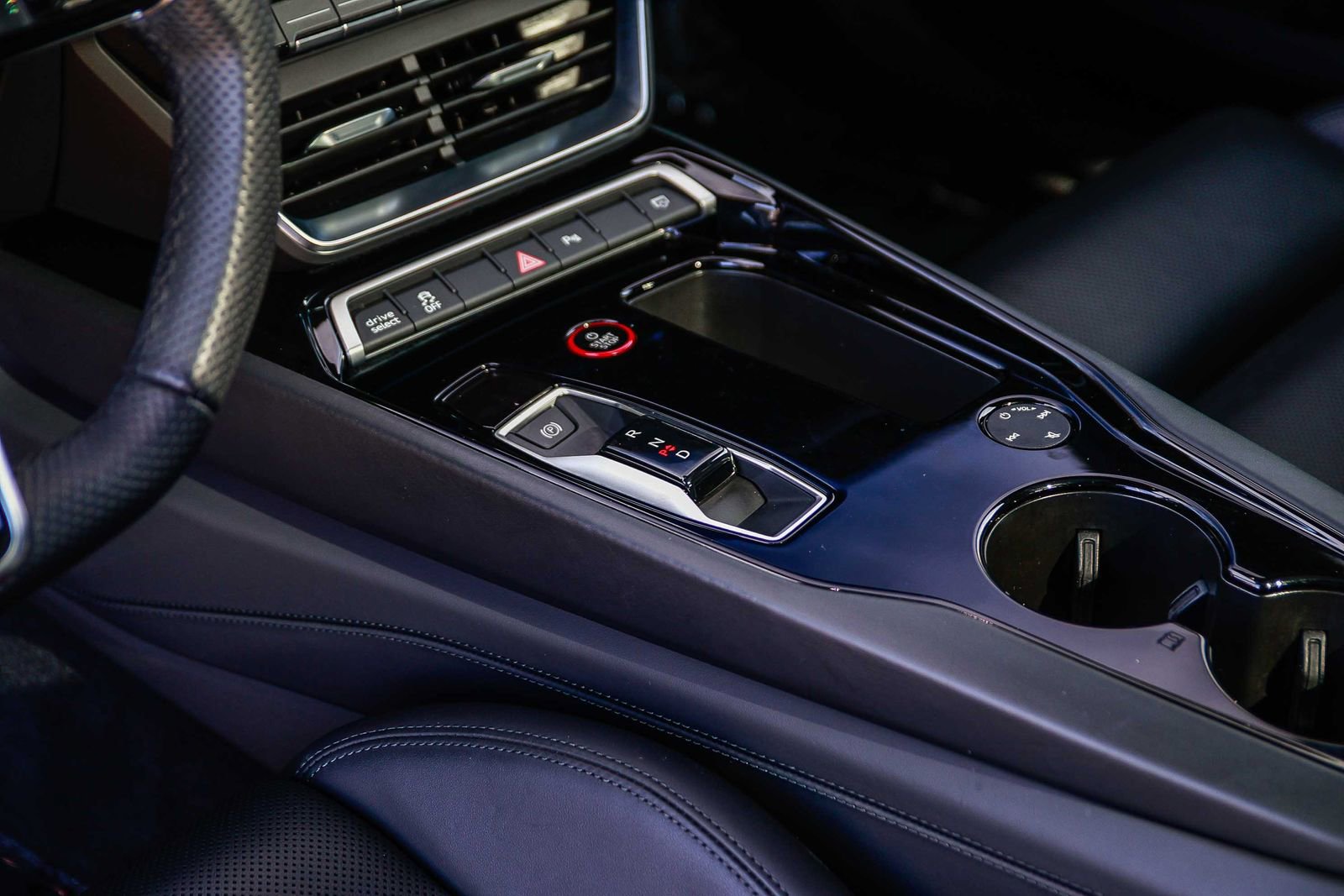 Used 2024 Audi e-tron GT Premium Plus image 20