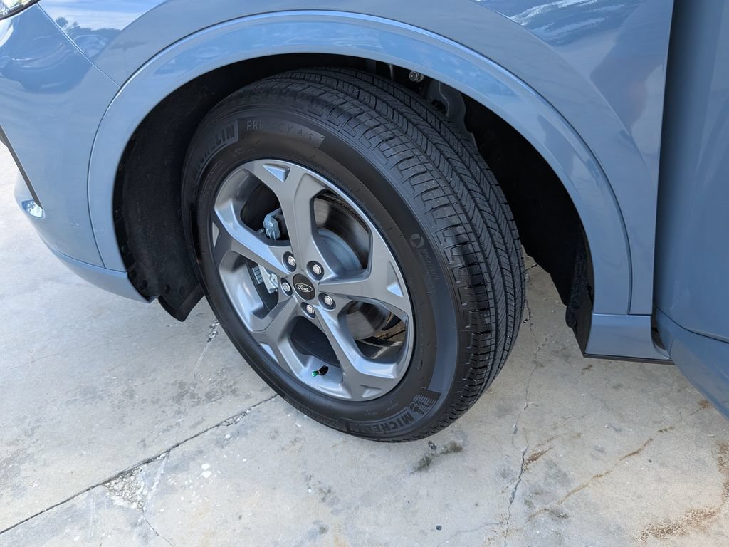 Used 2024 Ford Escape ST-Line w/ Tech Pack #1 FWD image 36