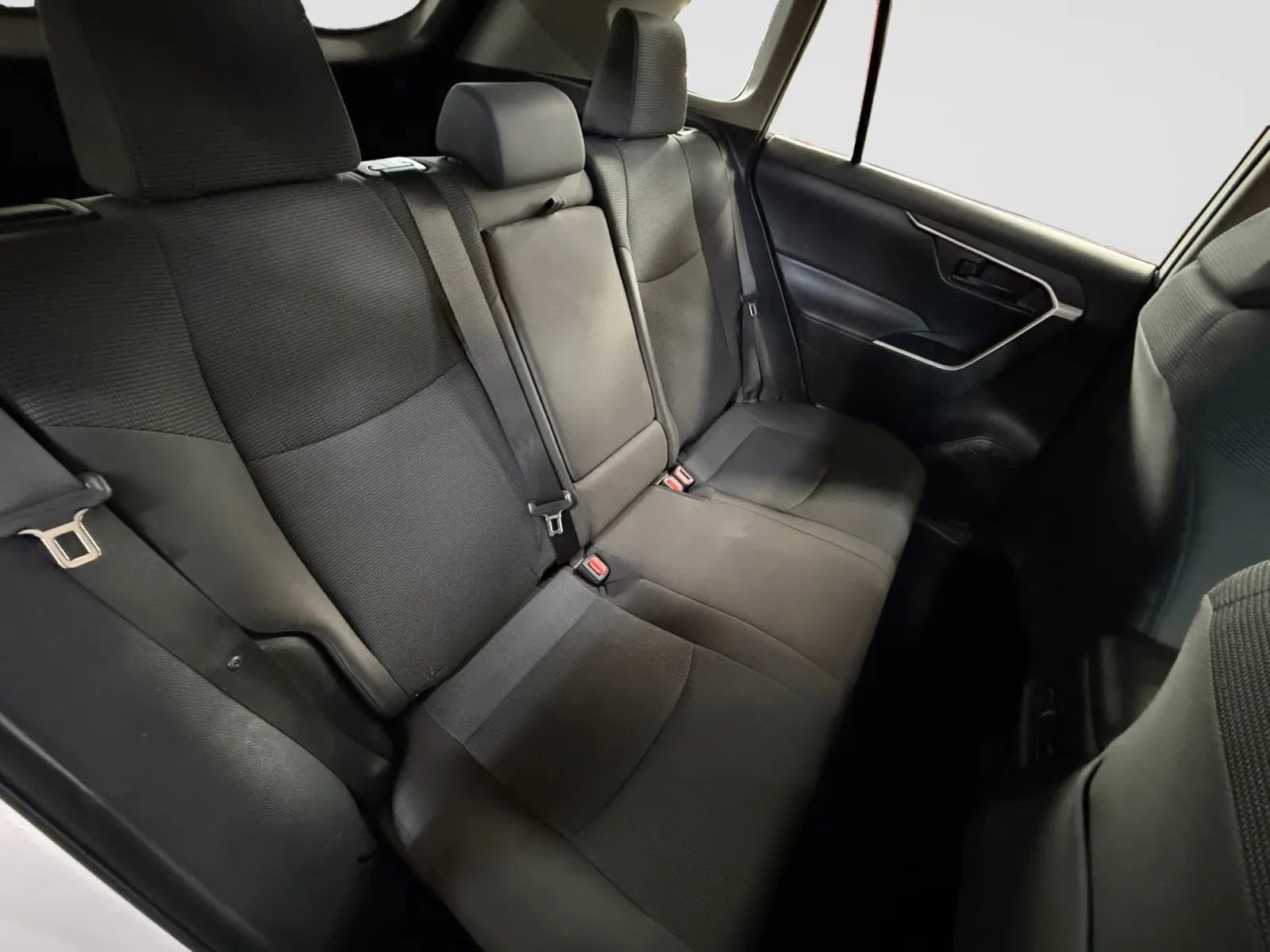 Used 2025 Toyota RAV4 LE image 16