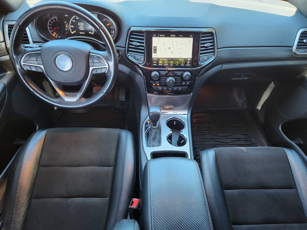 Used 2020 Jeep Grand Cherokee Altitude AWD/4WD image 10