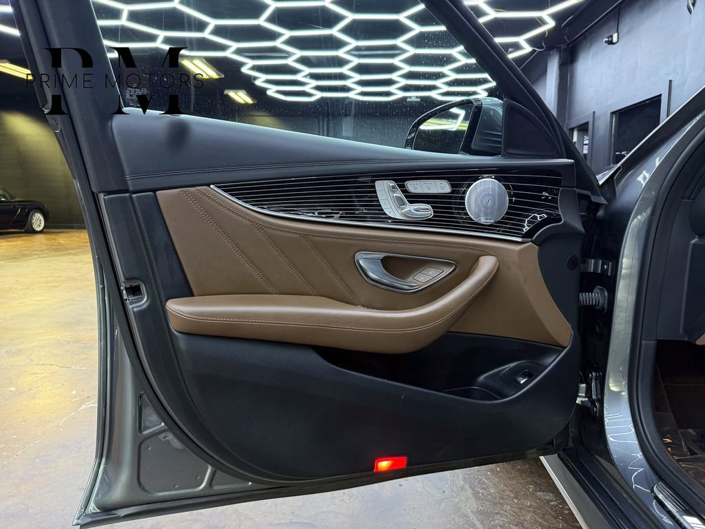 Used 2018 Mercedes-Benz E 63 AMG S image 12