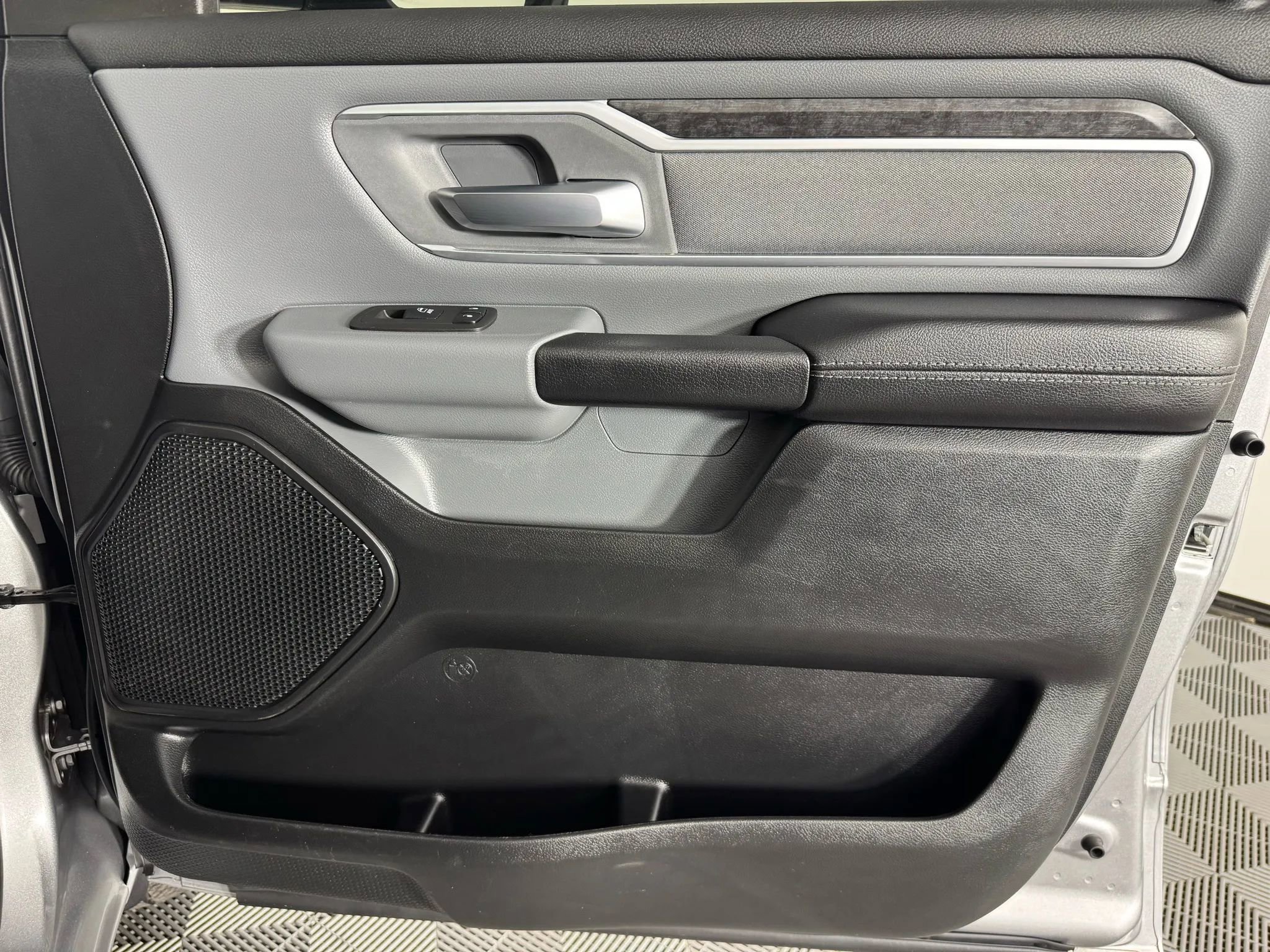 Used 2021 RAM 1500 Big Horn image 37