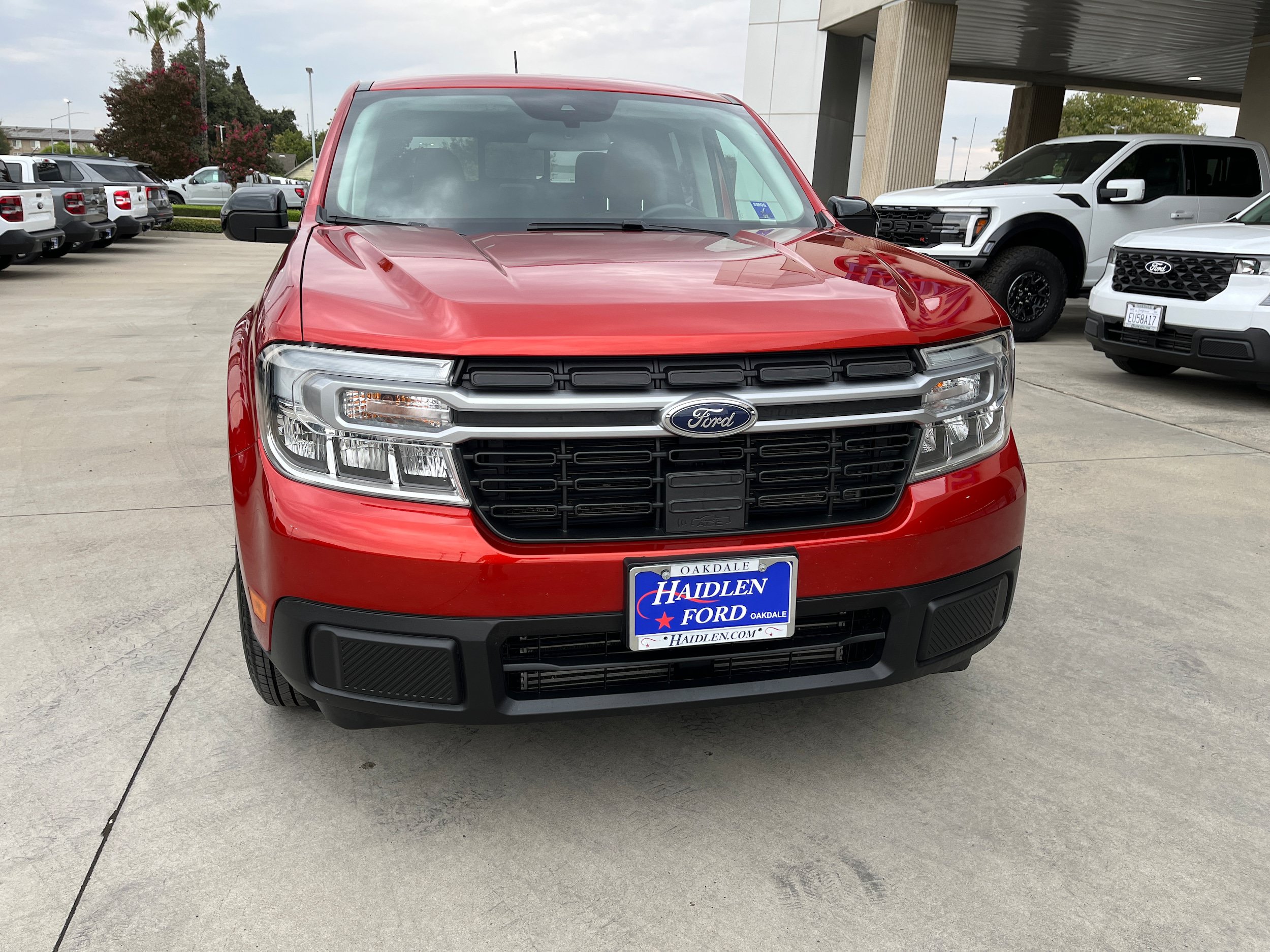 Certified 2024 Ford Maverick Lariat w/ 4K Tow Package AWD/4WD image 4