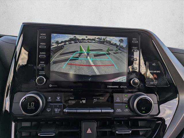 Certified 2021 Toyota Highlander LE image 13