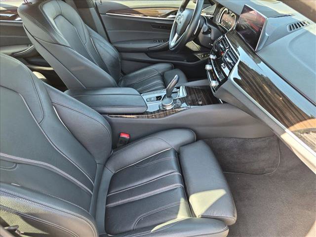 Used 2019 BMW 530e w/ Convenience Package RWD image 22