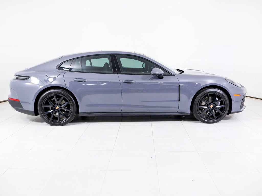 Certified 2025 Porsche Panamera w/ Premium Package RWD image 30