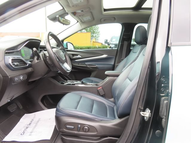 Used 2023 Chevrolet Bolt EUV Premier w/ Sun & Sound Package FWD image 15