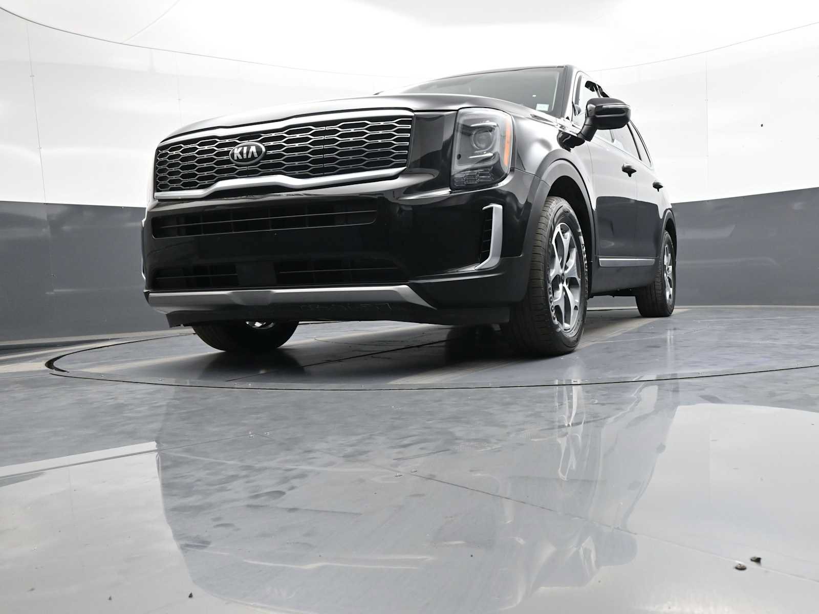 Used 2020 Kia Telluride EX AWD/4WD image 29
