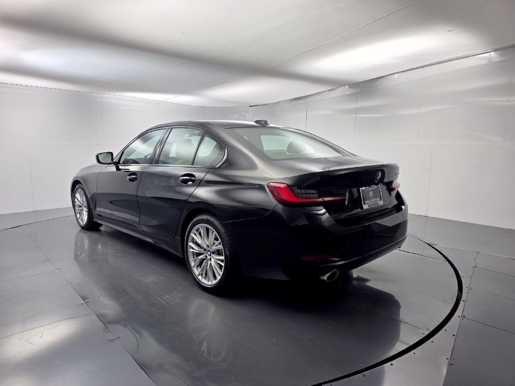 Certified 2023 BMW 330i Sedan w/ Convenience Package RWD image 4