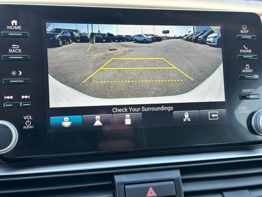 Used 2021 Honda Accord Touring image 26