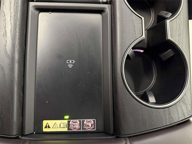 Used 2023 Lexus LX 600 4WD w/ Luxury Package image 23