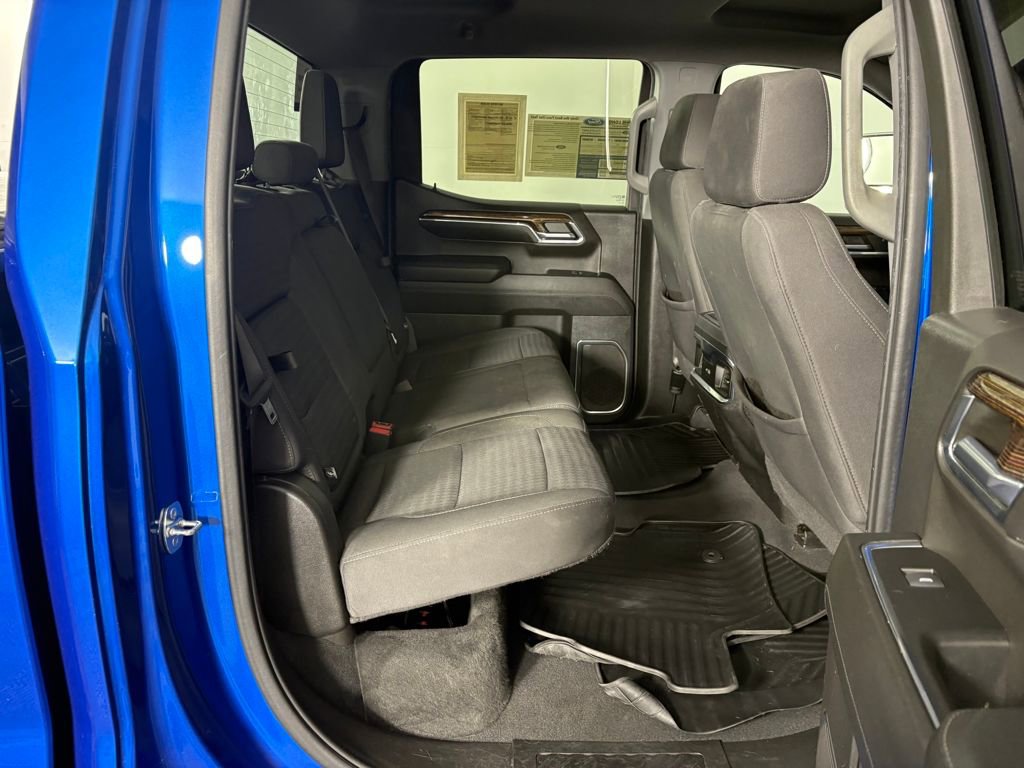 Used 2023 GMC Sierra 1500 Elevation image 33