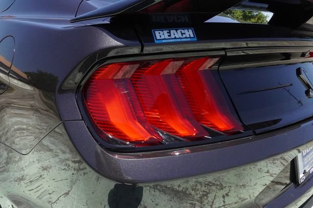 Used 2022 Ford Mustang Shelby GT500 w/ Technology Package RWD image 32