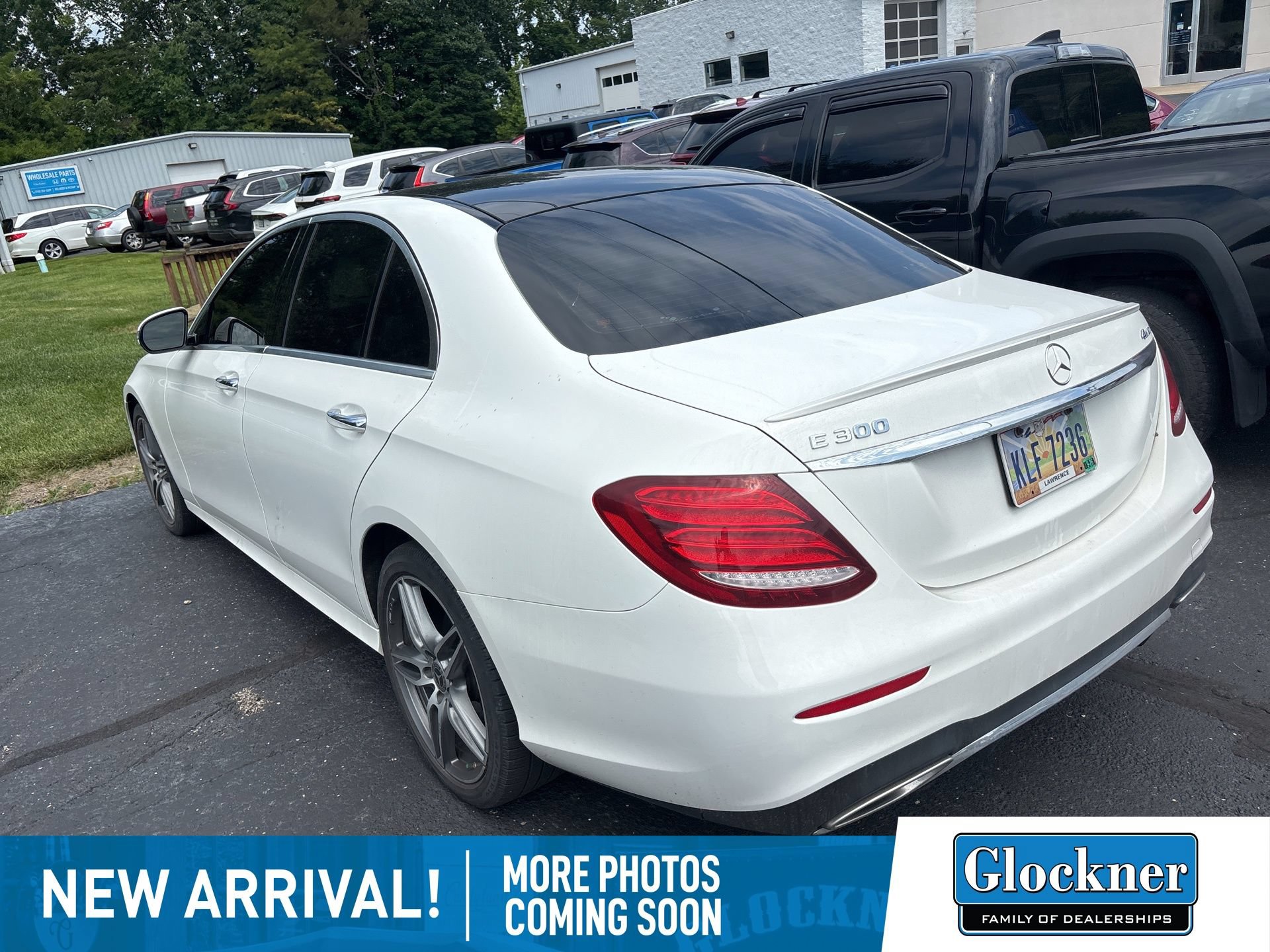 Used 2019 Mercedes-Benz E 300 4MATIC image 5
