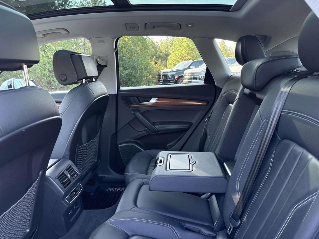 Used 2023 Audi Q5 2.0T Premium Plus w/ Premium Plus Package image 17