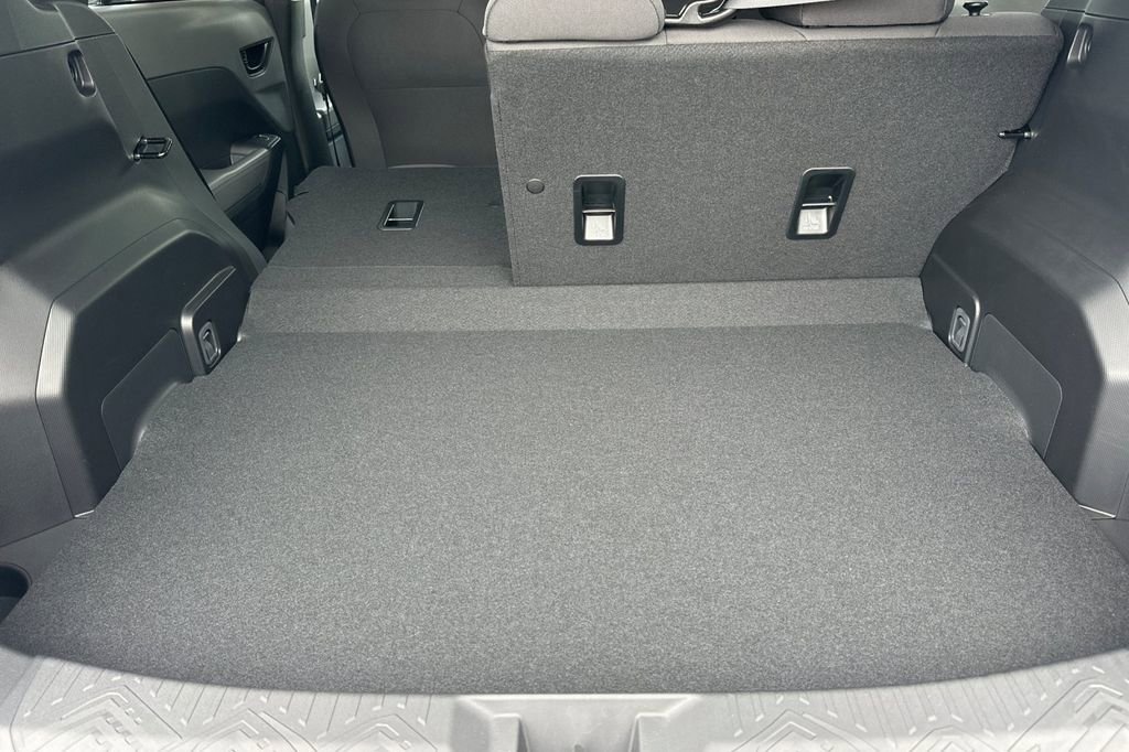 Certified 2025 Subaru Crosstrek 2.0i Premium image 17