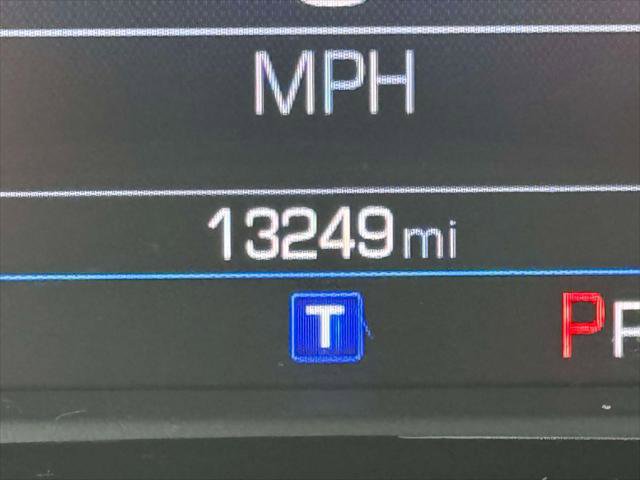 Used 2023 Chevrolet Camaro LT w/ Technology Package image 27