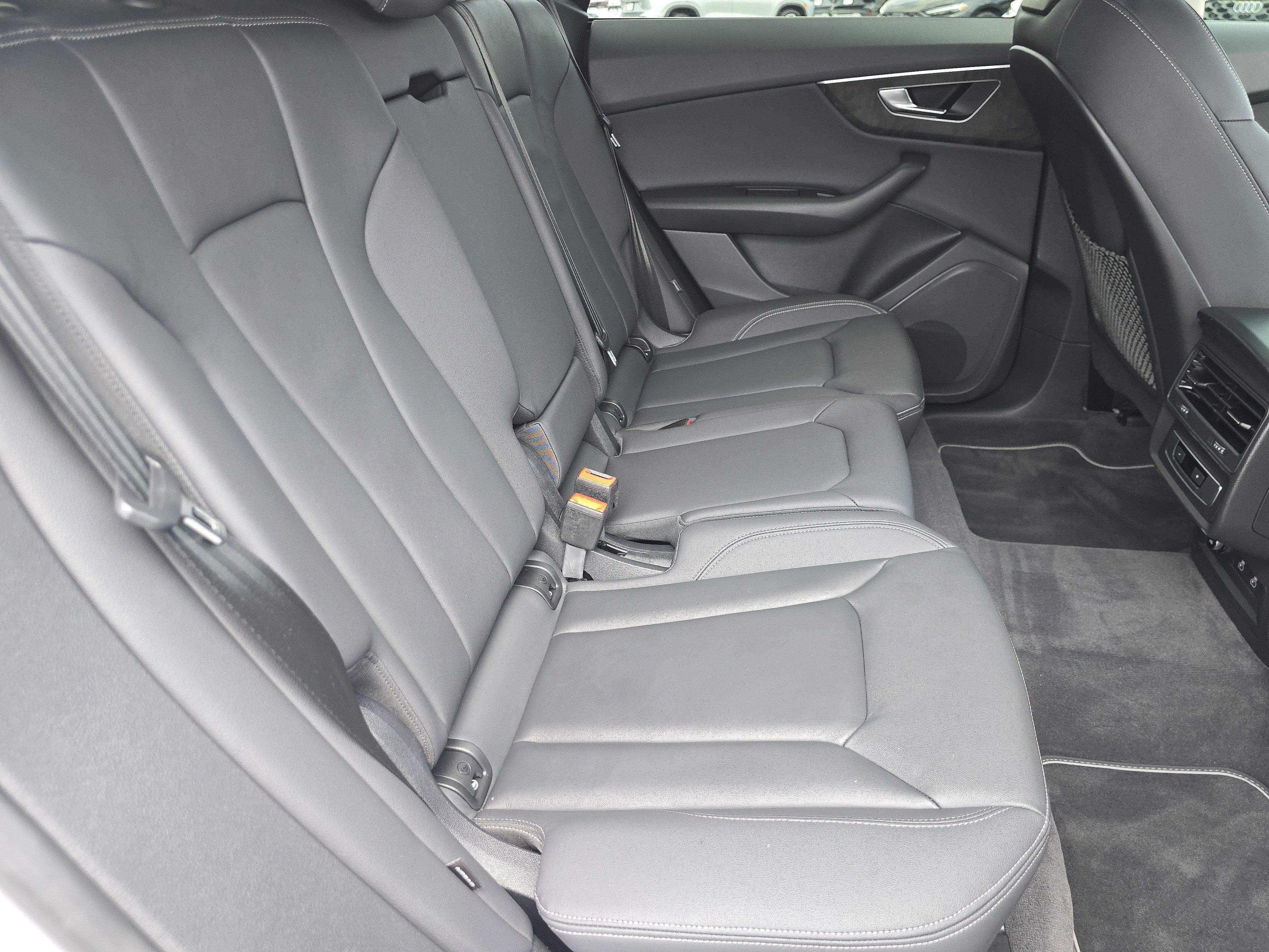 Certified 2023 Audi Q8 Premium AWD/4WD image 17