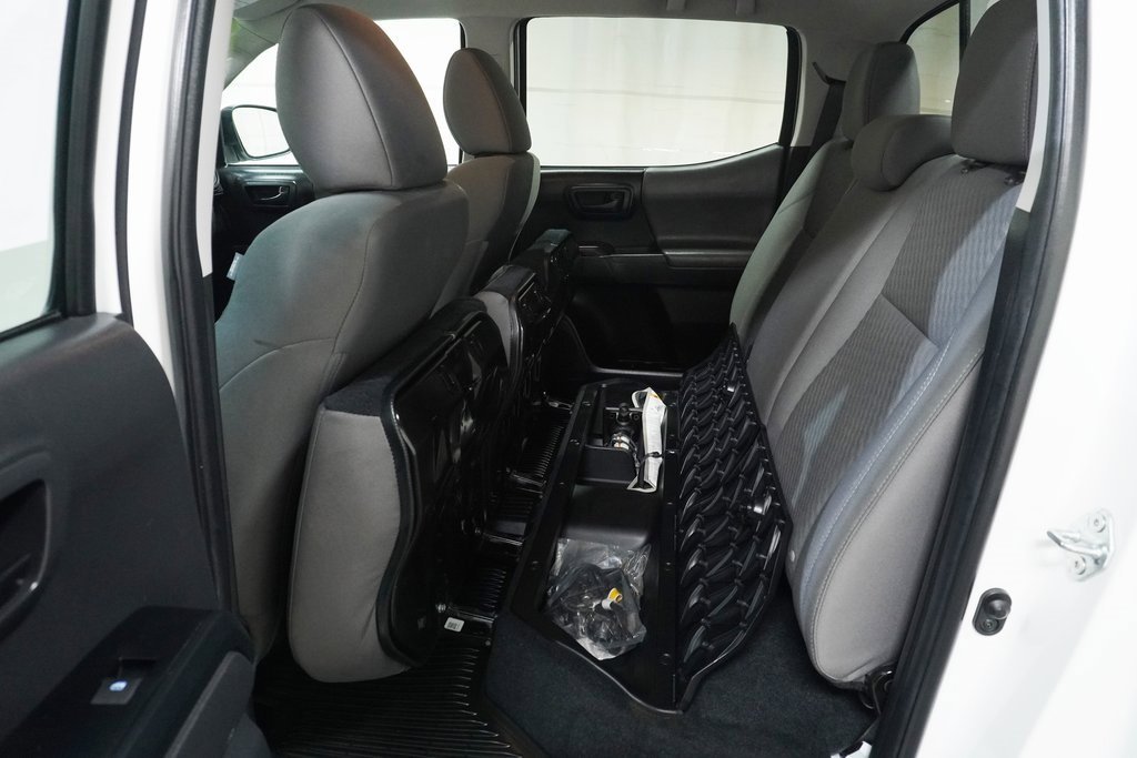 Certified 2022 Toyota Tacoma SR image 12