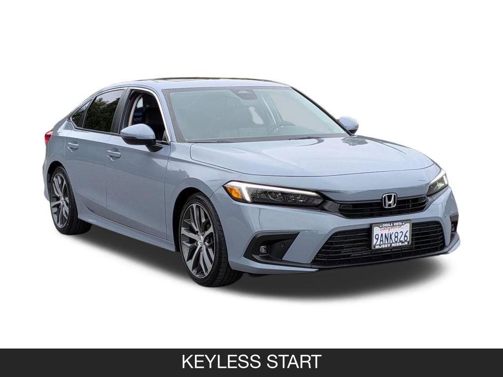 Used 2022 Honda Civic Touring image 2