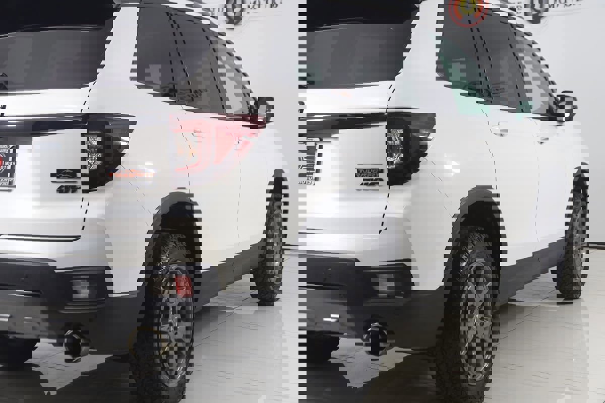 Used 2024 Honda Passport TrailSport image 41