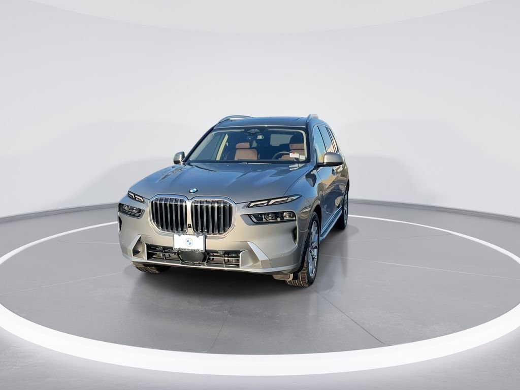 Certified 2024 BMW X7 xDrive40i image 3