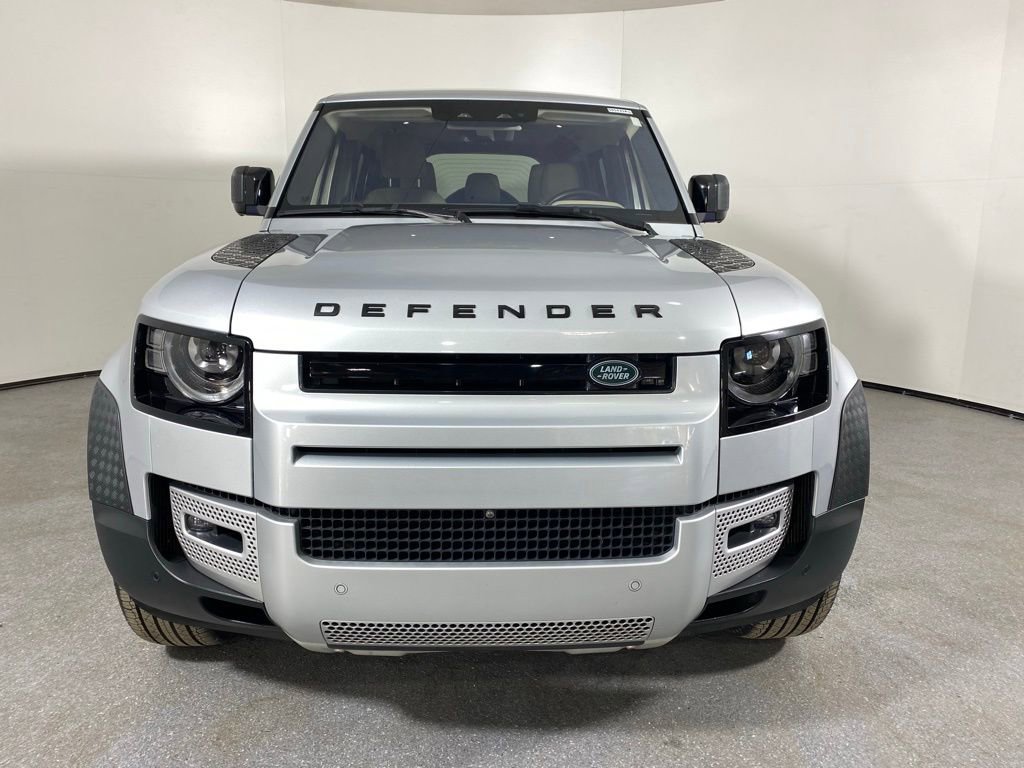 Used 2020 Land Rover Defender 110 SE video 2
