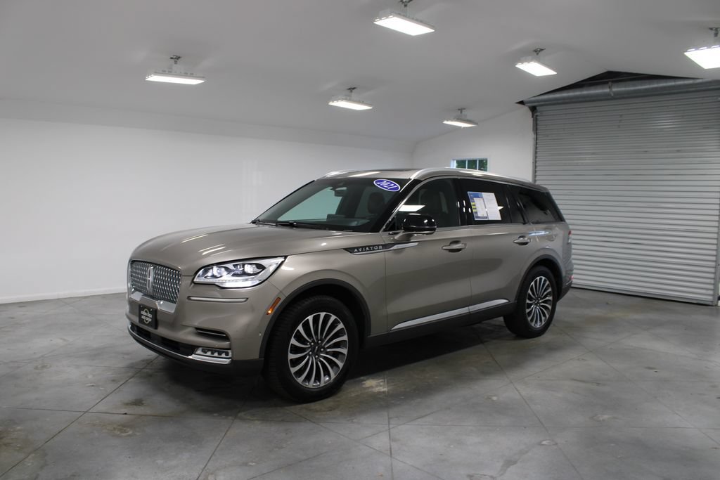 Used 2021 Lincoln Aviator Reserve w/ Equipment Group 201A AWD/4WD image 4