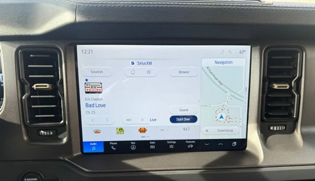 Used 2025 Ford Bronco Badlands image 10