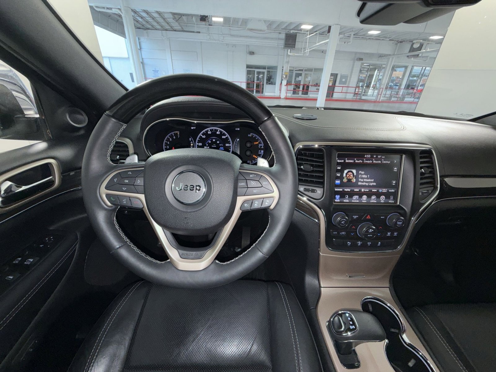 Used 2015 Jeep Grand Cherokee Overland w/ Advanced Technology Group image 16