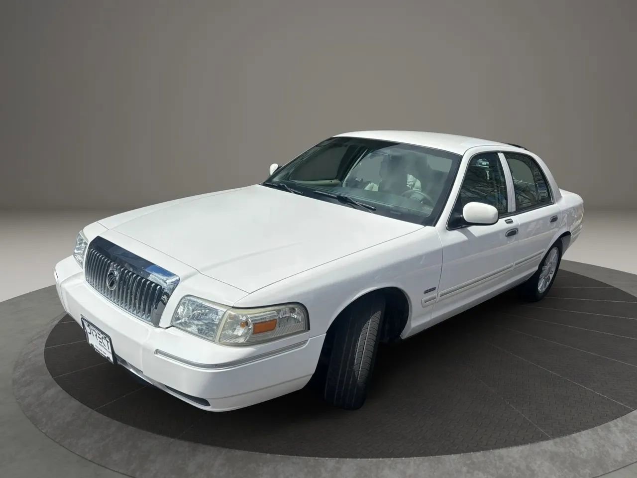 Used 2009 Mercury Grand Marquis LS RWD image 34