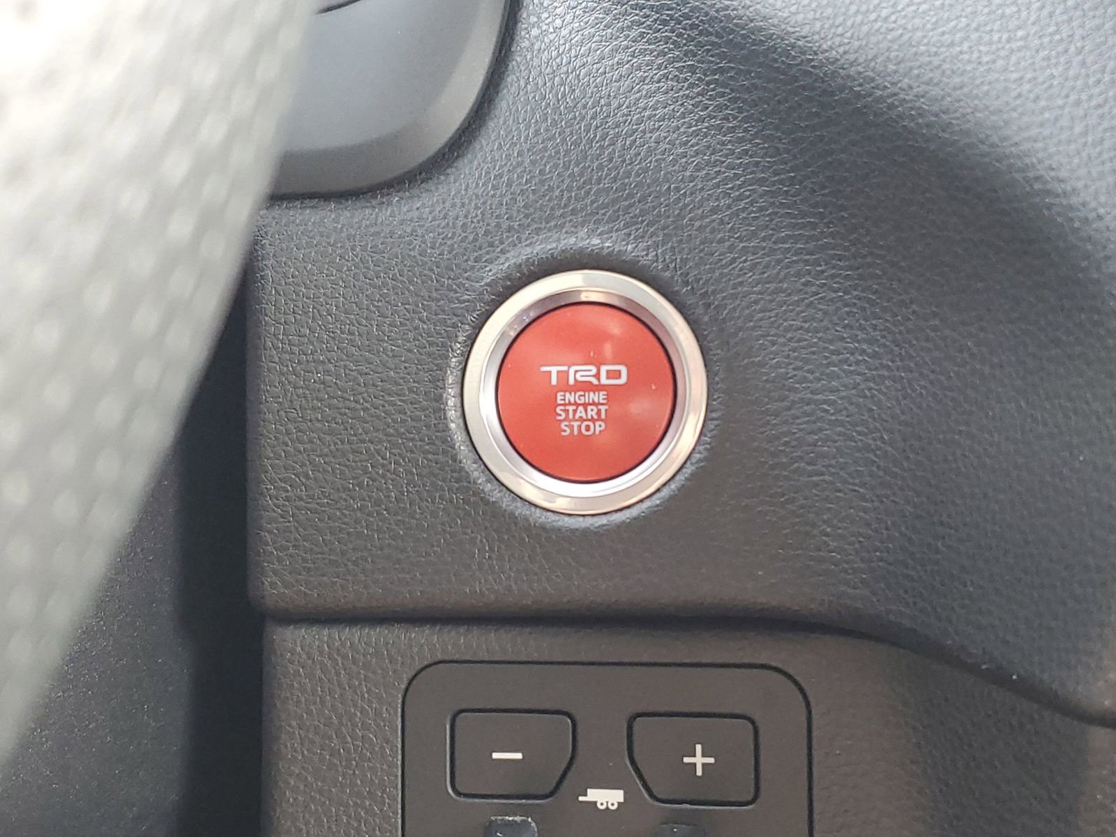 Used 2023 Toyota Tundra SR5 w/ TRD Off-Road Package image 32