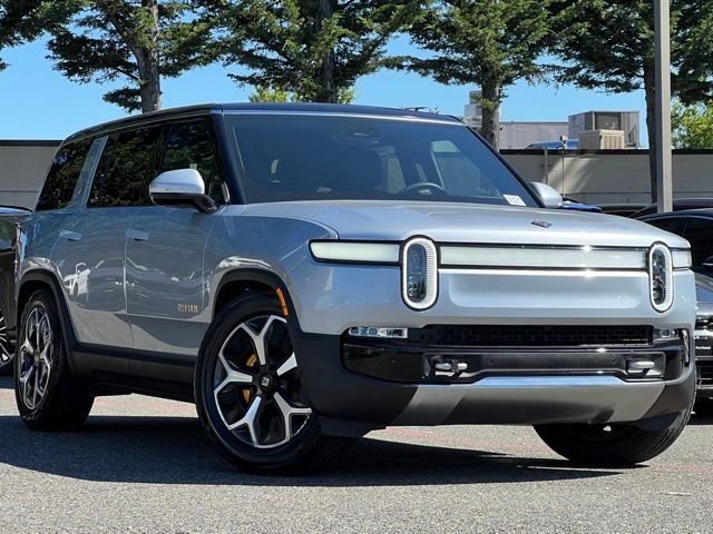 Used 2024 Rivian R1S Adventure AWD/4WD image 1